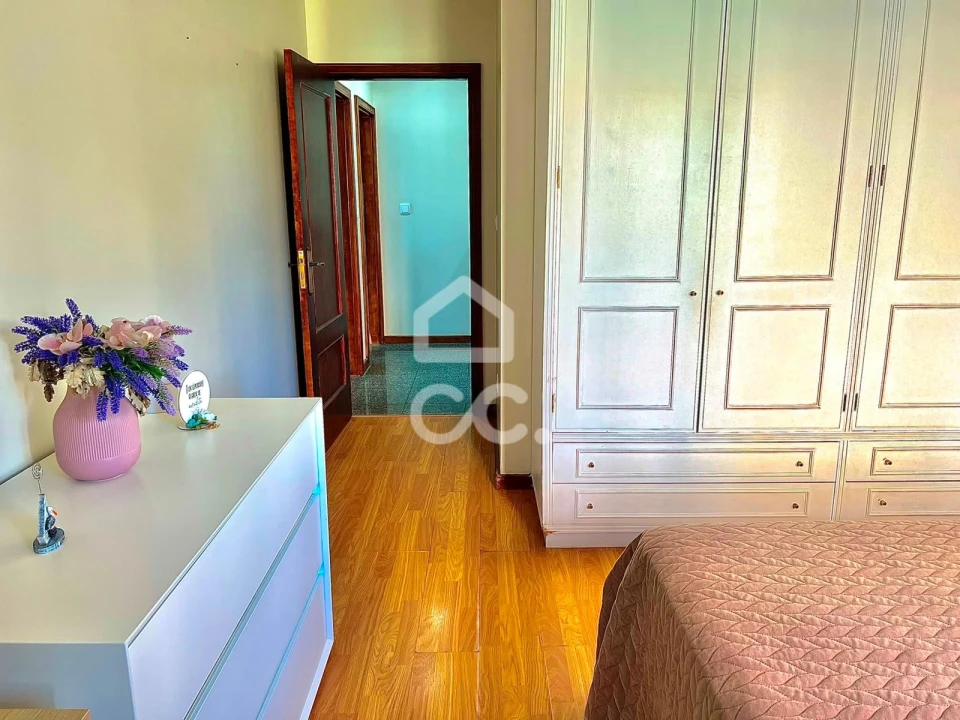 Apartamento T1 para Venda em Castêlo da Maia Foto 19