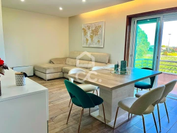 Apartamento T1 para Venda em Castêlo da Maia