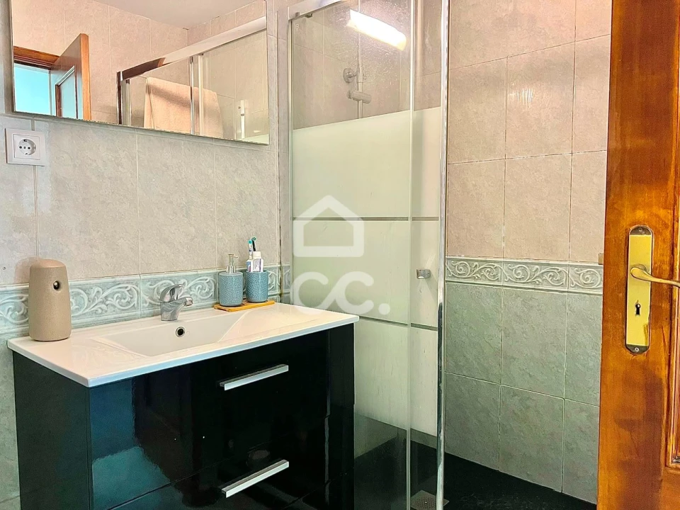 Apartamento T1 para Venda em Castêlo da Maia Foto 22