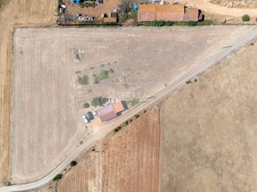 Moradia T1 para Venda em Odiaxere