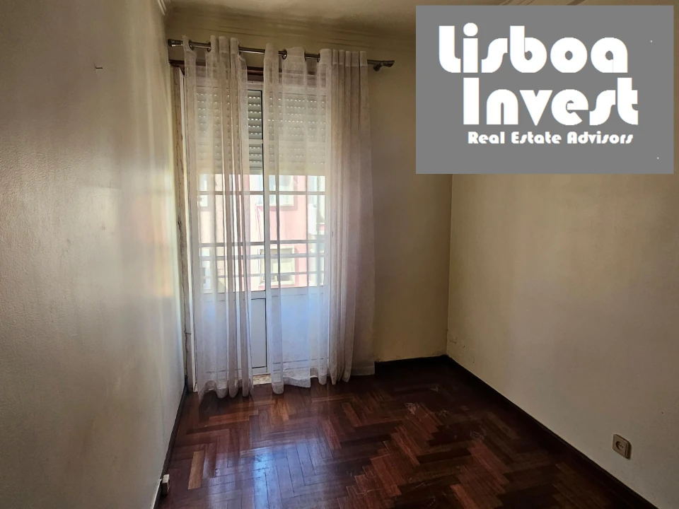 Apartamento T2 para Arrendamento em São Domingos de Benfica Foto 17