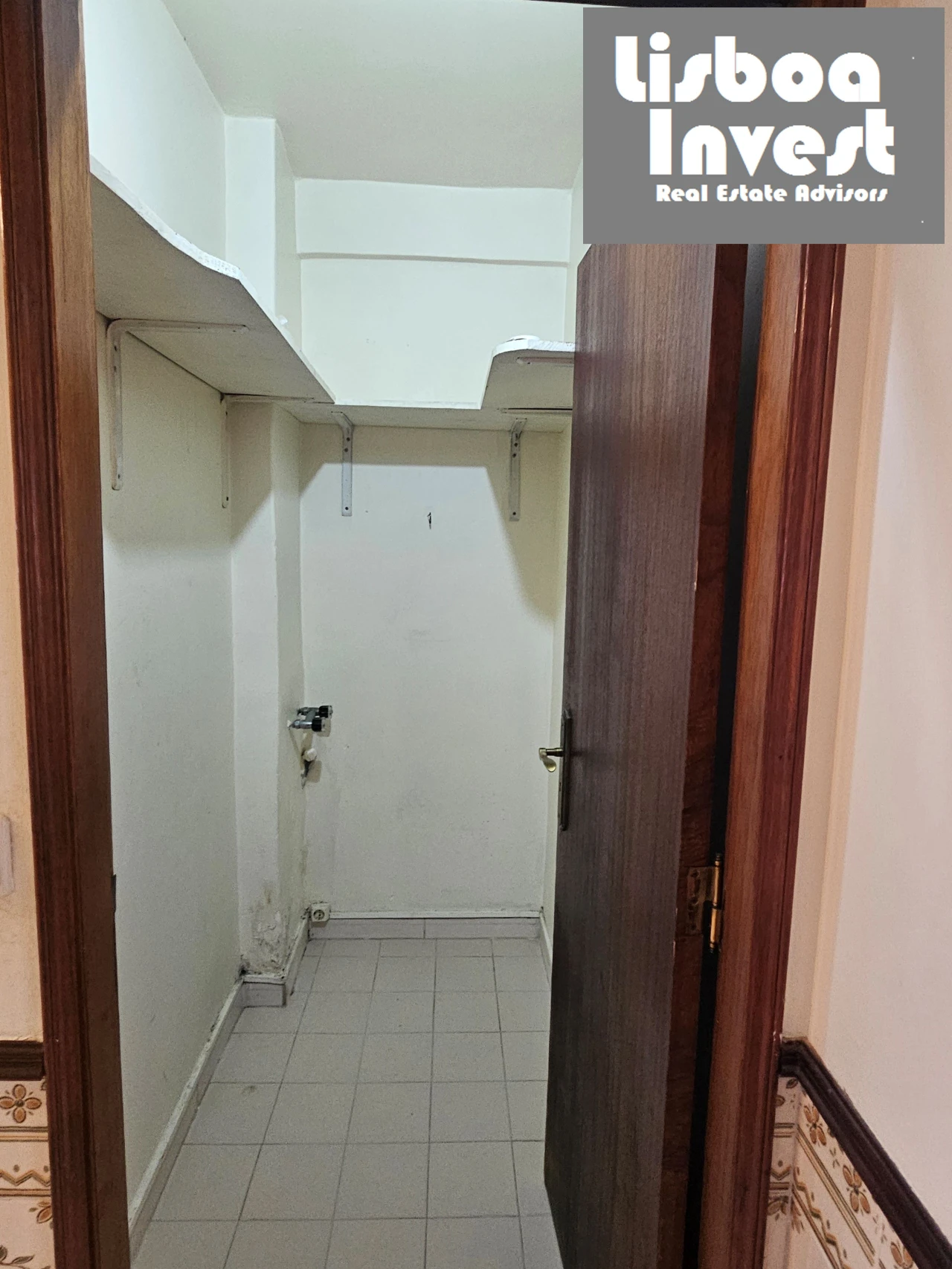 Apartamento T2 para Arrendamento em São Domingos de Benfica Foto 11