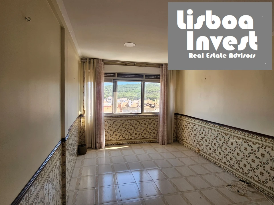 Apartamento T2 para Arrendamento em São Domingos de Benfica Foto 8