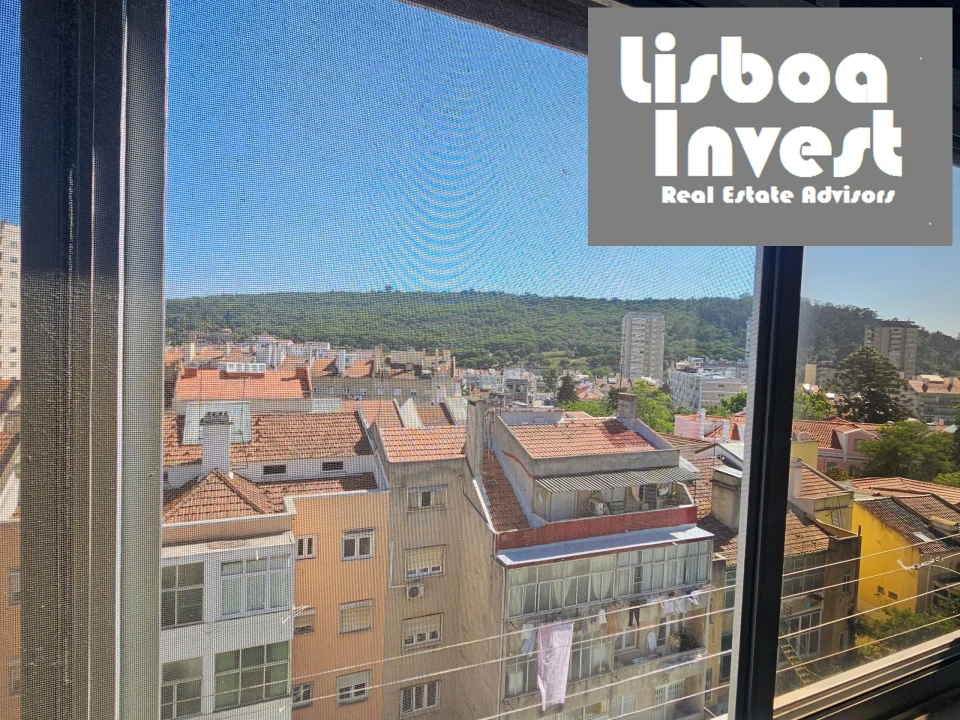Apartamento T2 para Arrendamento em São Domingos de Benfica Foto 9