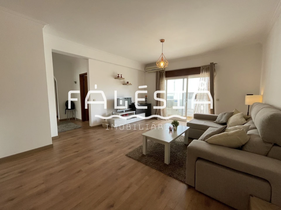Apartamento T2 para Venda em Albufeira e Olhos de Água Foto 1
