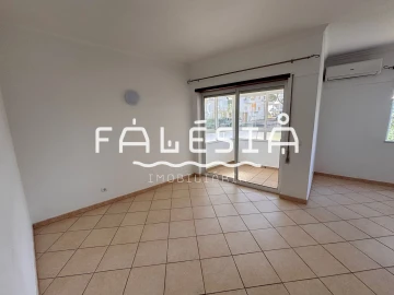 Apartamento T3 para Venda em Albufeira e Olhos de Água