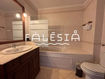 Apartamento T3 para Venda em Albufeira e Olhos de Água