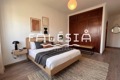 Apartamento T3 para Venda em Albufeira e Olhos de Água