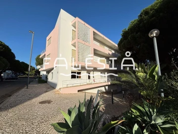Apartamento T3 para Venda em Albufeira e Olhos de Água