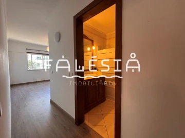Apartamento T3 para Venda em Albufeira e Olhos de Água