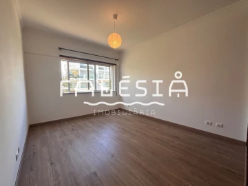 Apartamento T3 para Venda em Albufeira e Olhos de Água