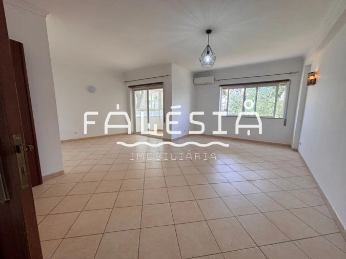 Apartamento T3 para Venda em Albufeira e Olhos de Água Foto 7