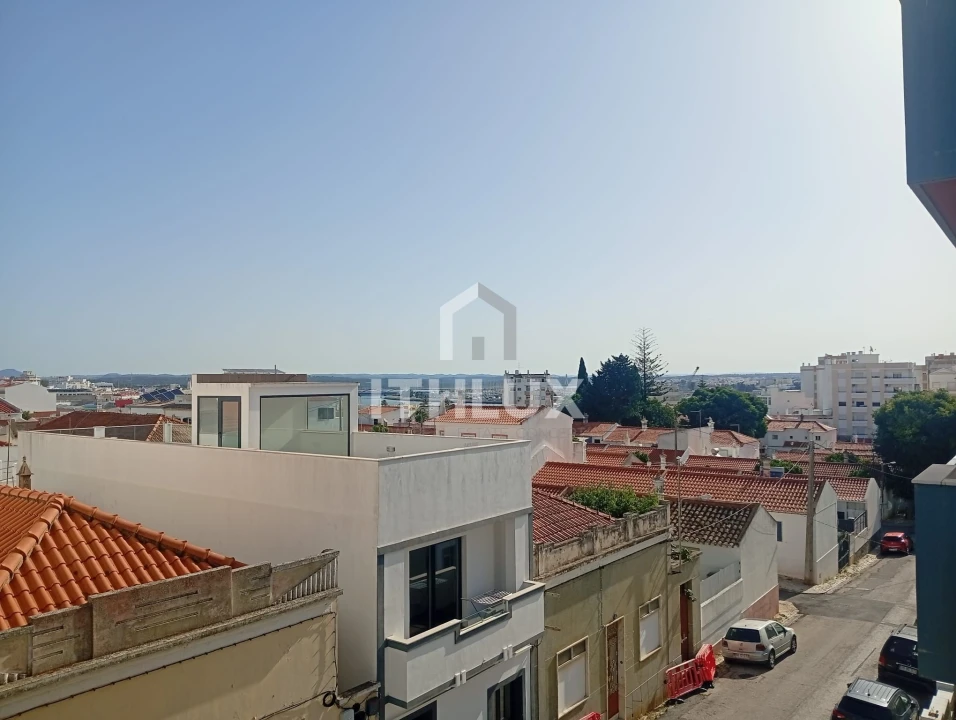Apartamento T3 para Venda em Portimão Foto 13
