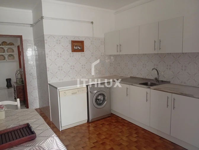 Apartamento T3 para Venda em Portimão Foto 3