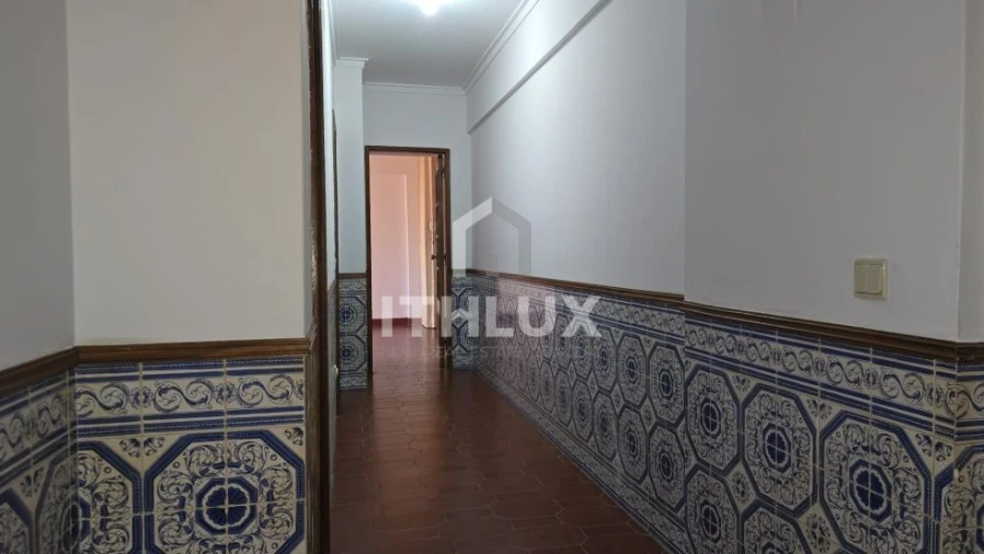 Apartamento T1 para Venda em Cacém e São Marcos Foto 14