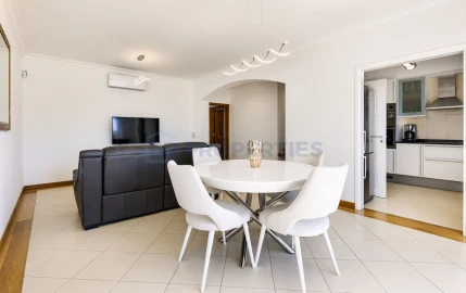 Apartamento T2 para Venda em Quarteira