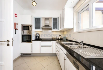 Apartamento T2 para Venda em Quarteira