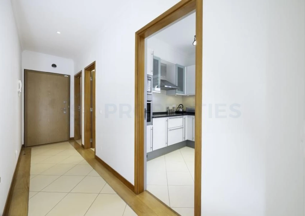 Apartamento T2 para Venda em Quarteira Foto 10