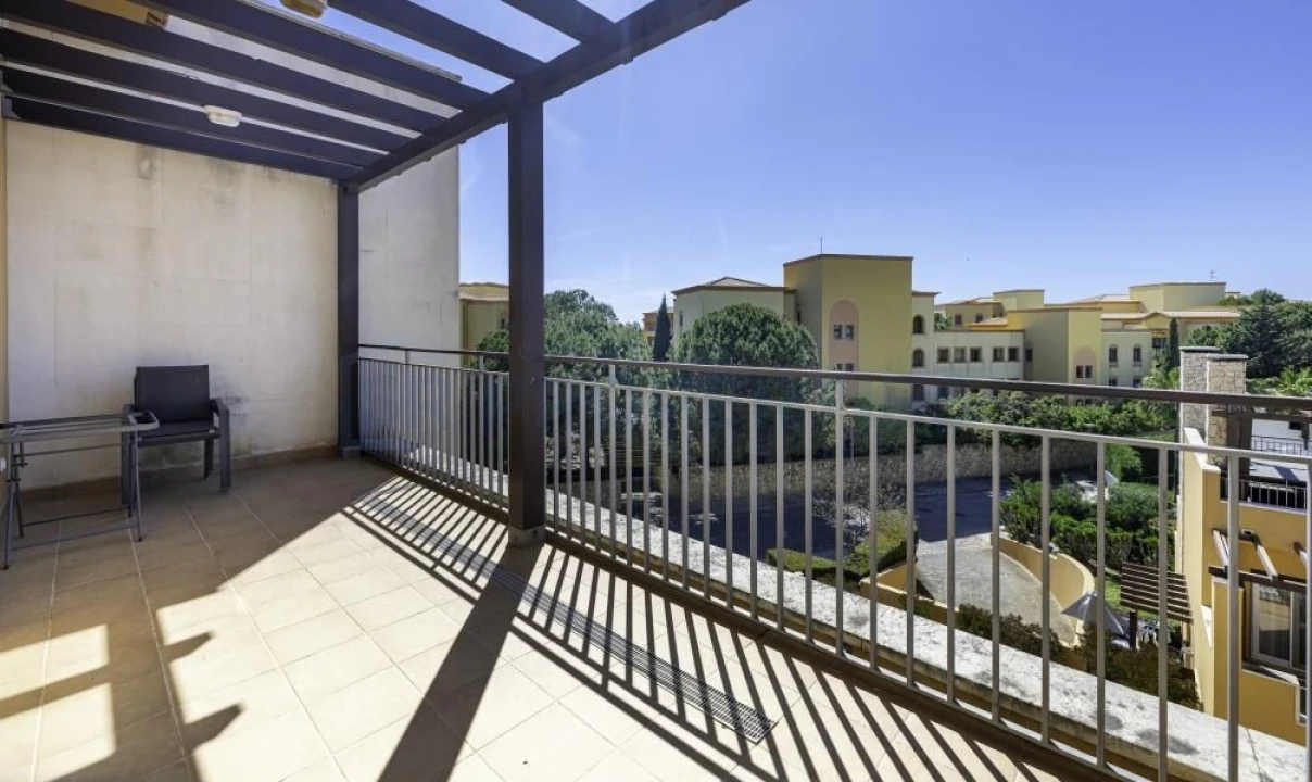 Apartamento T2 para Venda em Quarteira Foto 18