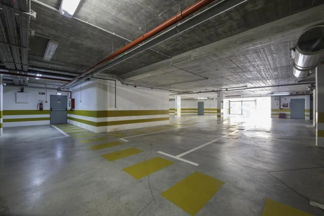 Apartamento T2 para Venda em Quarteira Foto 22