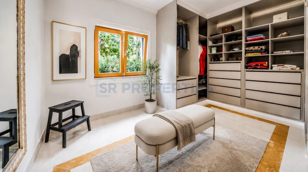 Moradia T5 para Venda em Quarteira Foto 30