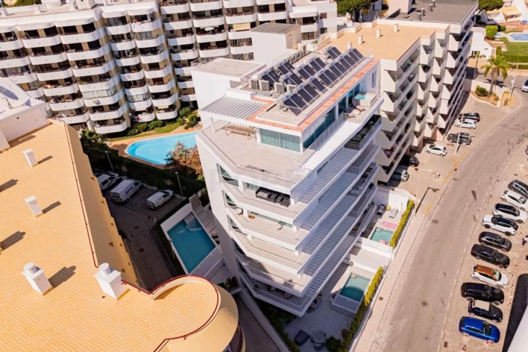Apartamento T3 para Venda em Quarteira Foto 26