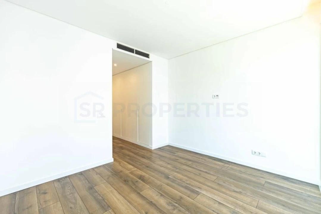Apartamento T3 para Venda em Quarteira Foto 20