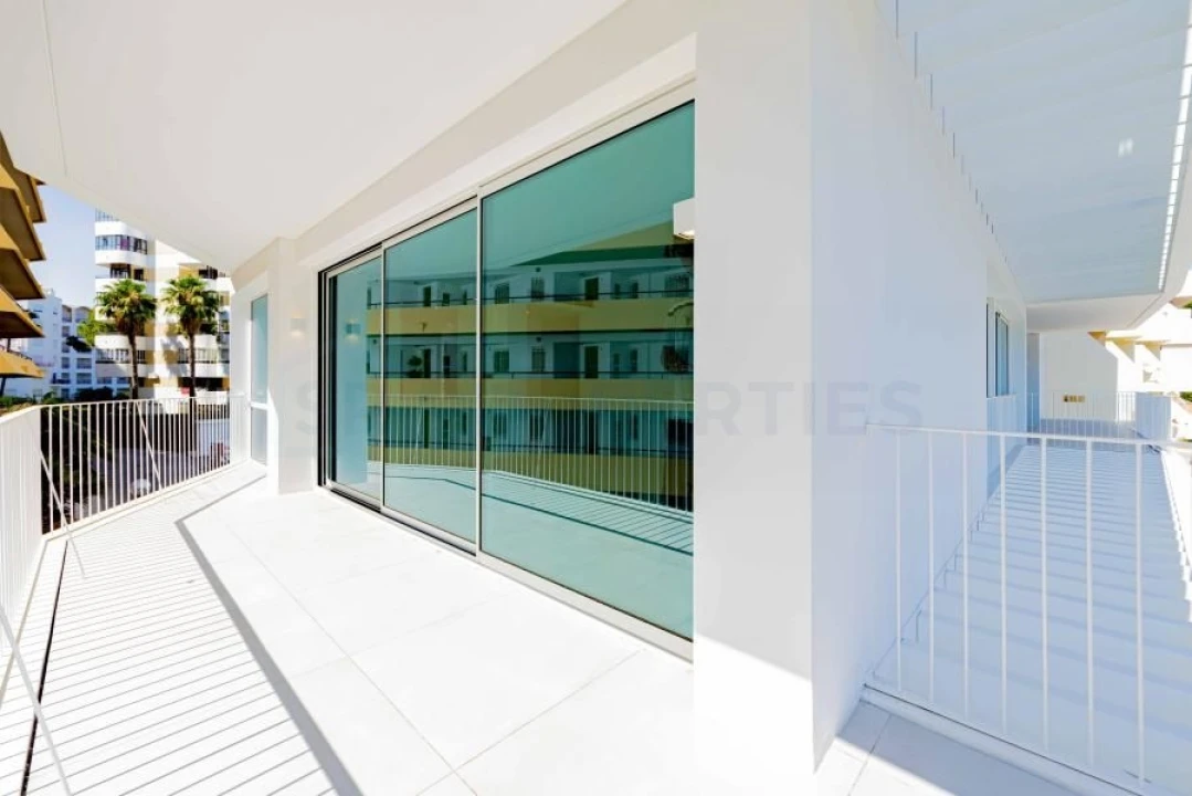 Apartamento T3 para Venda em Quarteira Foto 21