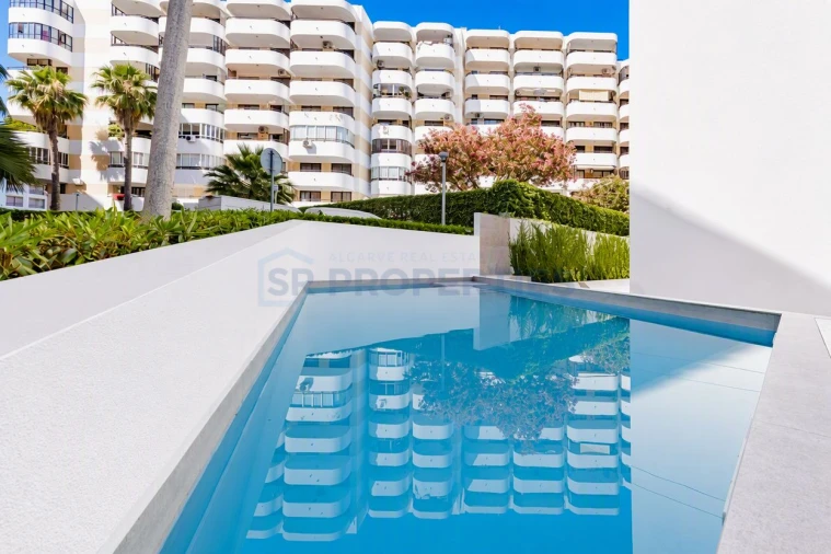 Apartamento T3 para Venda em Quarteira Foto 48