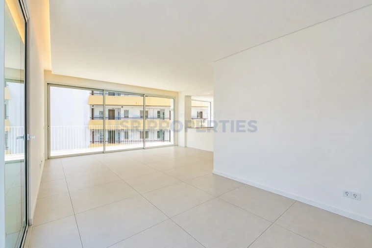 Apartamento T3 para Venda em Quarteira Foto 16