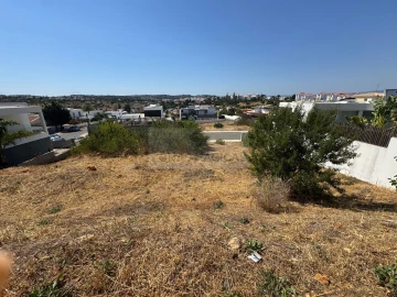 Terreno para Venda em Lagos (São Sebastião e Santa Maria)