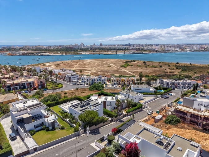 Moradia T2 para Venda em Ferragudo Foto 35