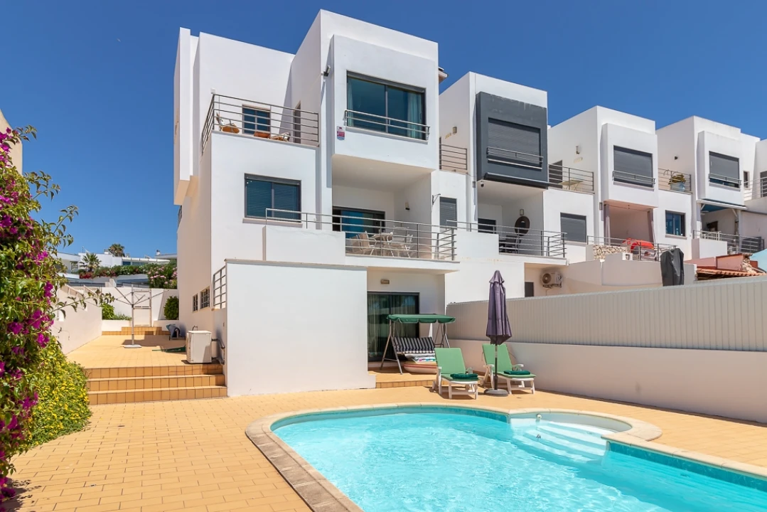 Moradia T2 para Venda em Ferragudo Foto 1