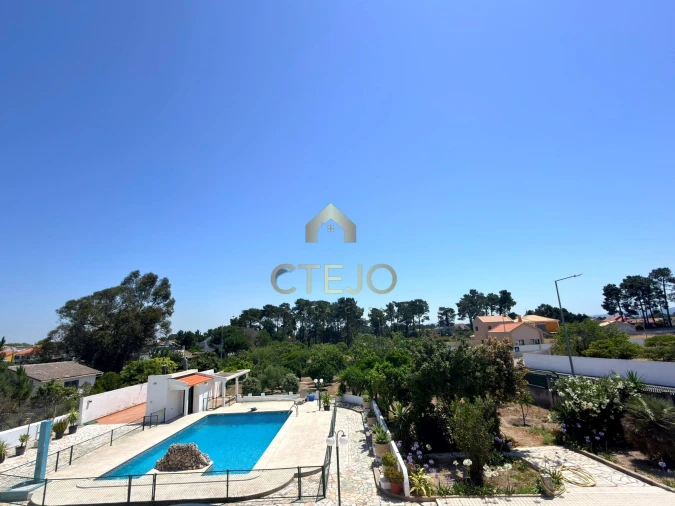 Moradia T4 para Venda em Quinta do Conde Foto 22