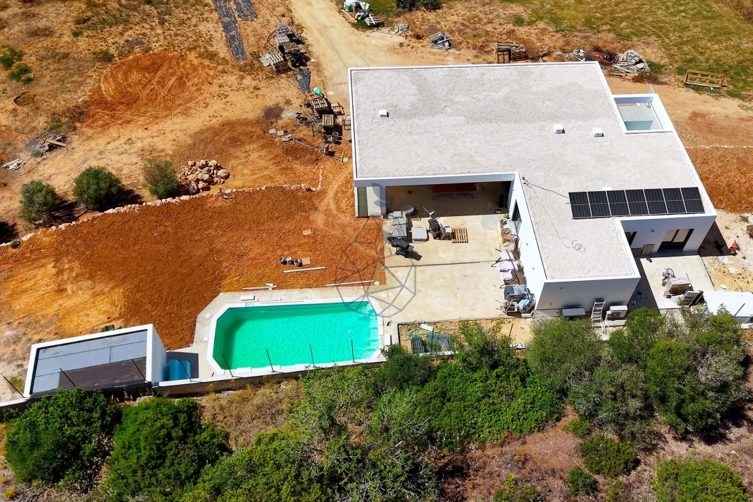 Moradia T5 para Venda em Alvor Foto 36