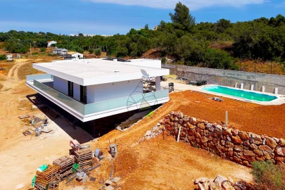 Moradia T5 para Venda em Alvor