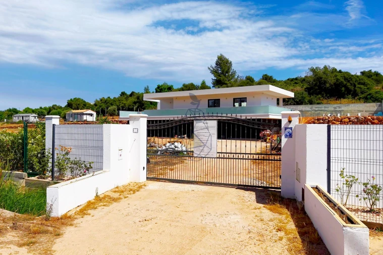 Moradia T5 para Venda em Alvor Foto 40