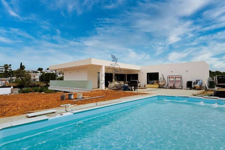 Moradia T5 para Venda em Alvor Foto 3