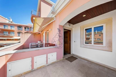 Apartamento T1 para Venda em Quarteira