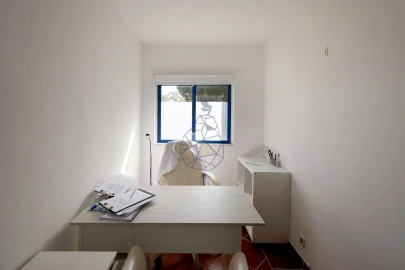 Negócio para Venda em Alvor