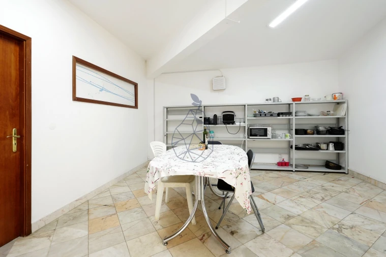 Negócio para Venda em Alvor Foto 24