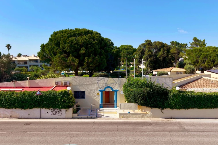 Negócio para Venda em Alvor Foto 3