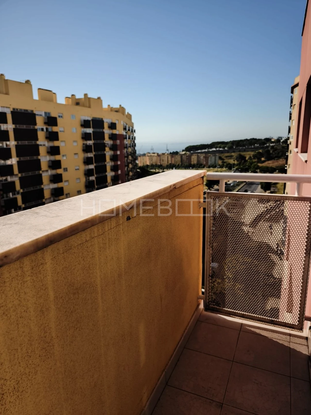 Apartamento T3 para Arrendamento em Penha de França Foto 9