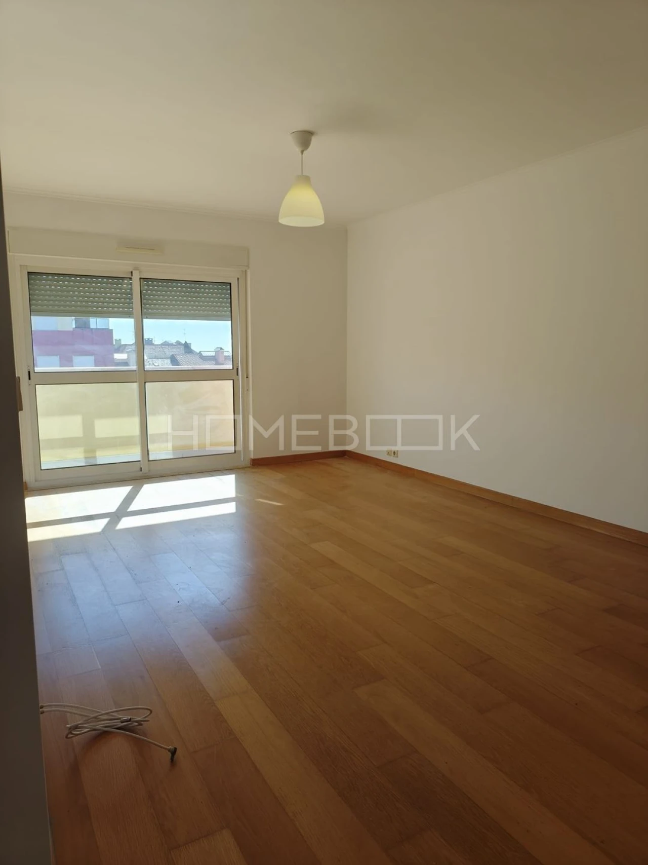 Apartamento T3 para Arrendamento em Penha de França Foto 2