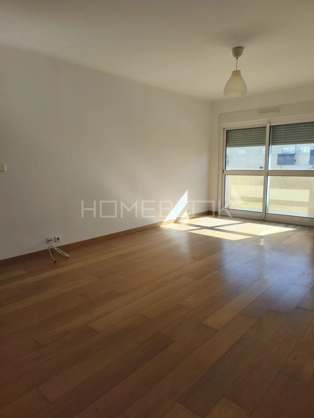 Apartamento T3 para Arrendamento em Penha de França Foto 1