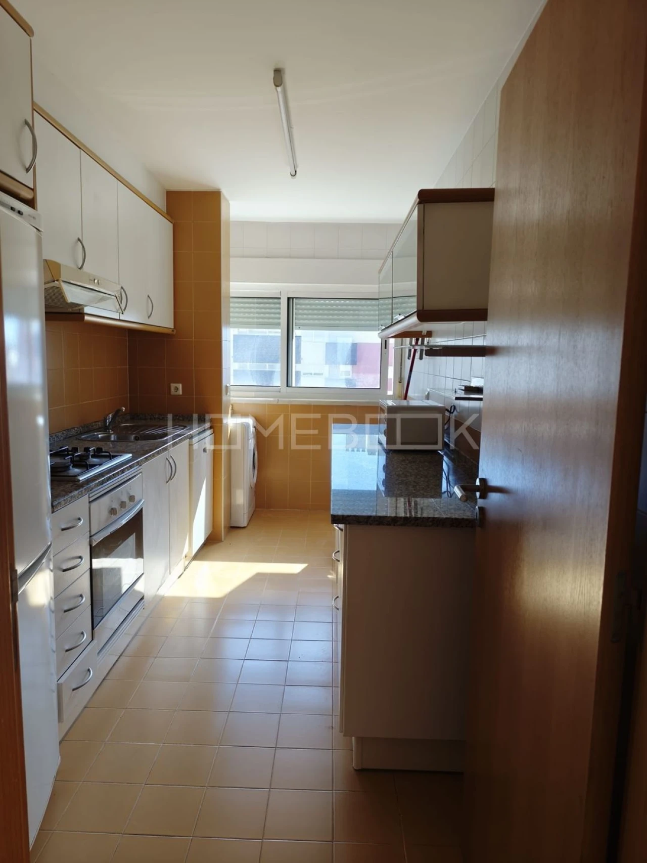 Apartamento T3 para Arrendamento em Penha de França Foto 3