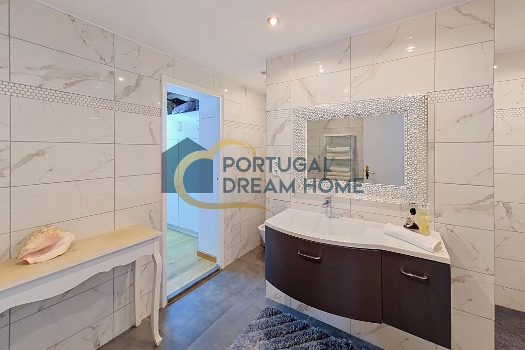 Moradia T2 para Venda em Boliqueime Foto 16