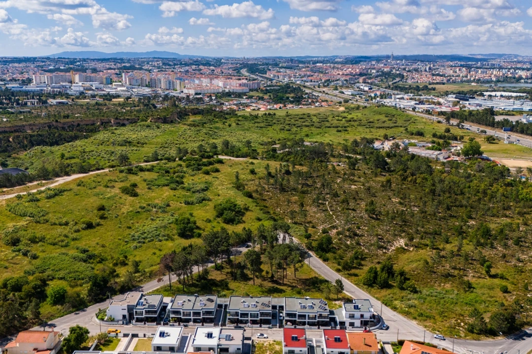 Moradia T4 para Venda em Amora Foto 38