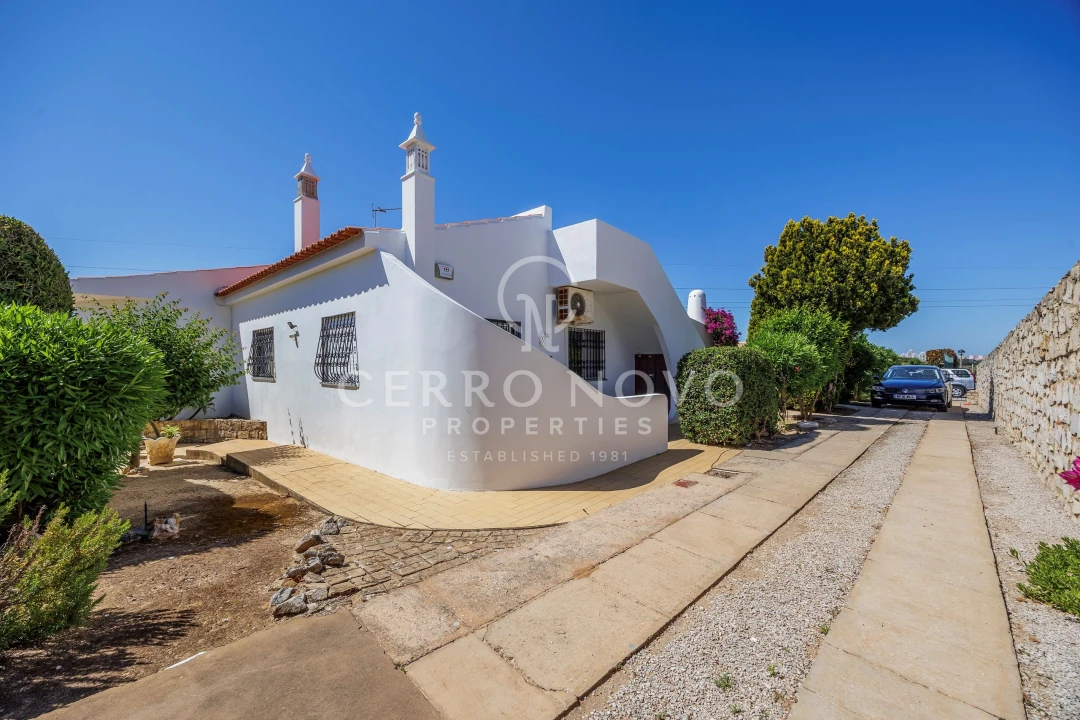 Moradia T3 para Venda em Silves Foto 12
