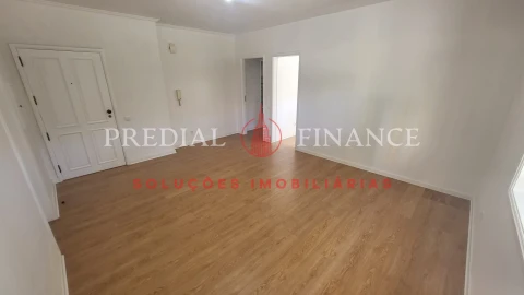 Apartamento T1 para Venda em Ramalde